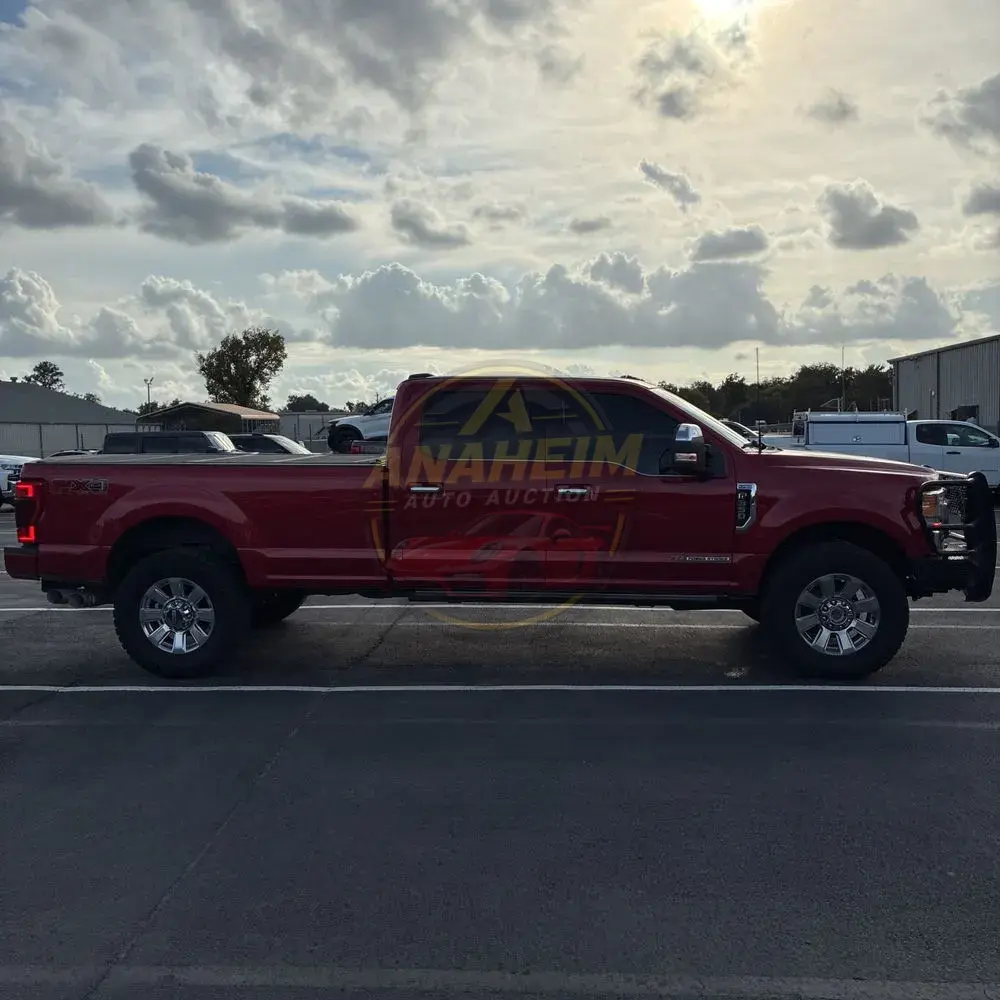 2022 Ford F-350 Super Duty Platinum