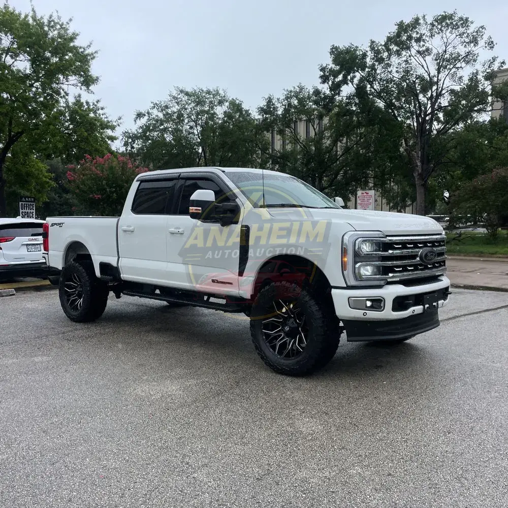 2023 Ford F350 S/D Lariat