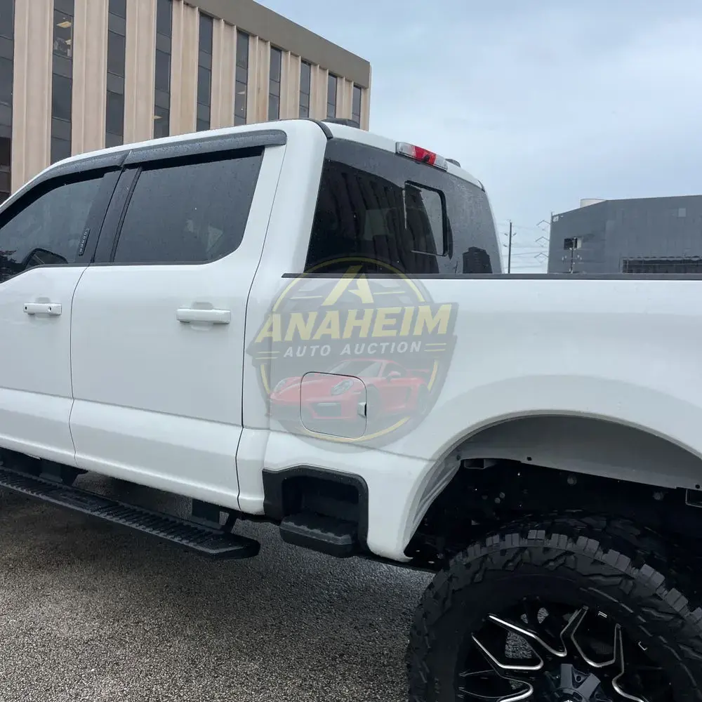 2023 Ford F350 S/D Lariat