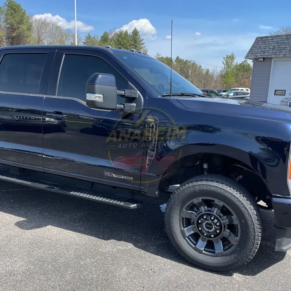 2023 Ford F-350 Super Duty Lariat