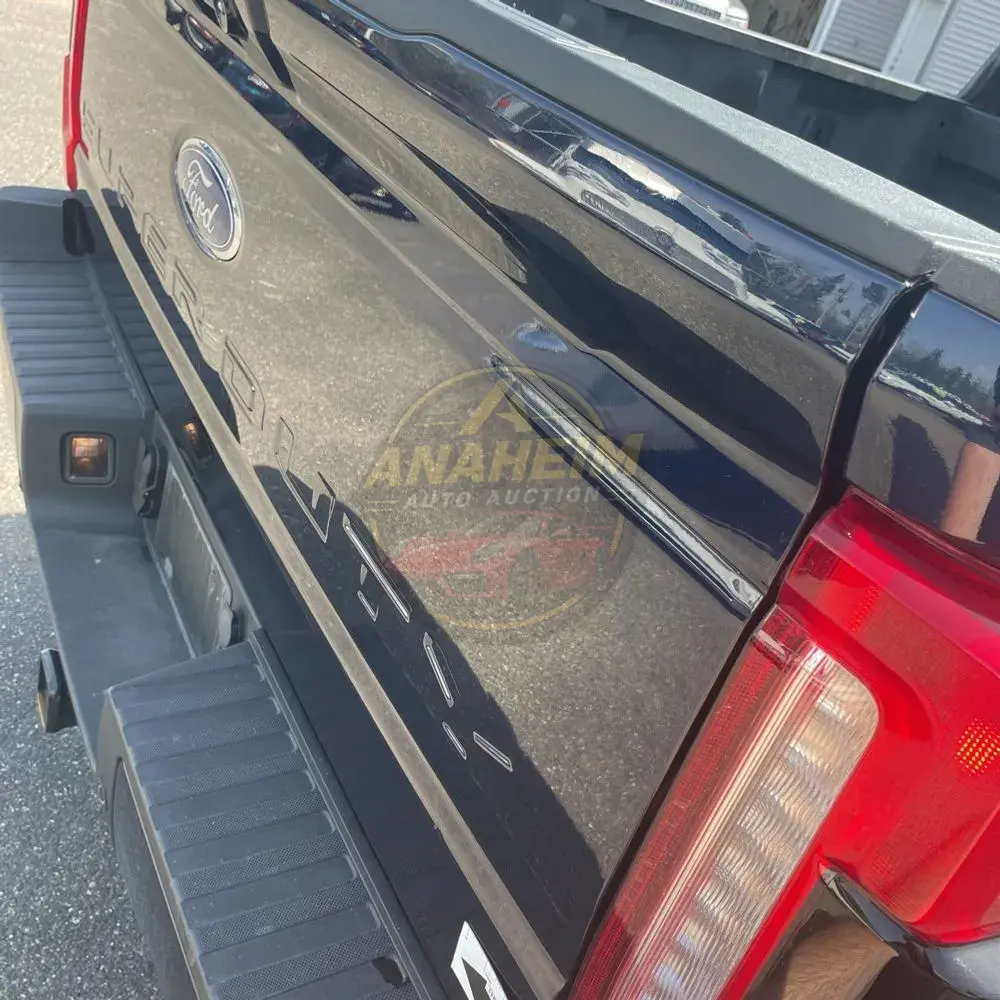2023 Ford F-350 Super Duty Lariat