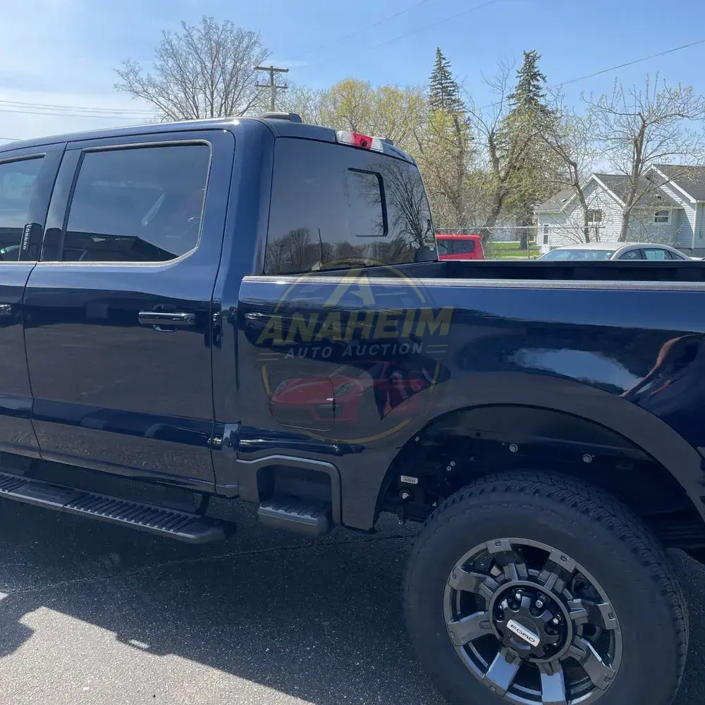 2023 Ford F-350 Super Duty Lariat