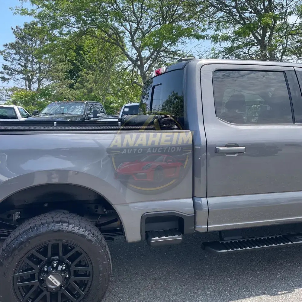 2023 Ford F-350 Super Duty Lariat