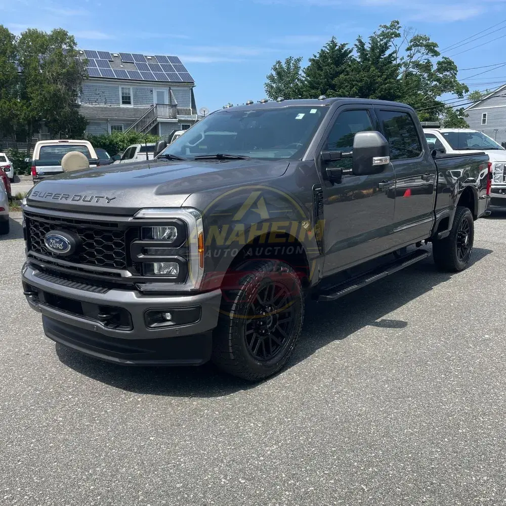 2023 Ford F-350 Super Duty Lariat