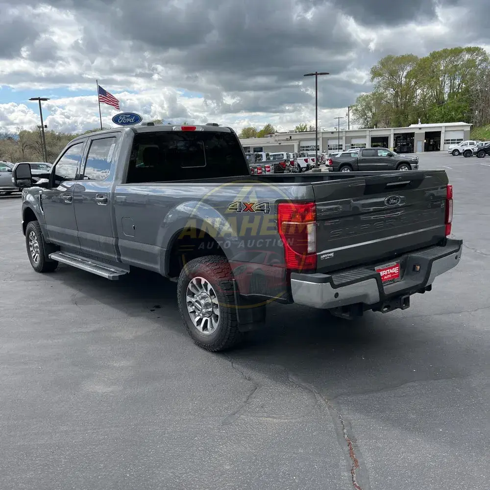 2022 Ford F-350 Super Duty Lariat