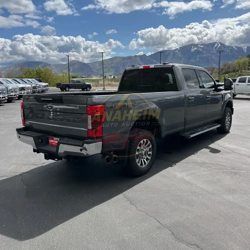 2022 Ford F-350 Super Duty Lariat