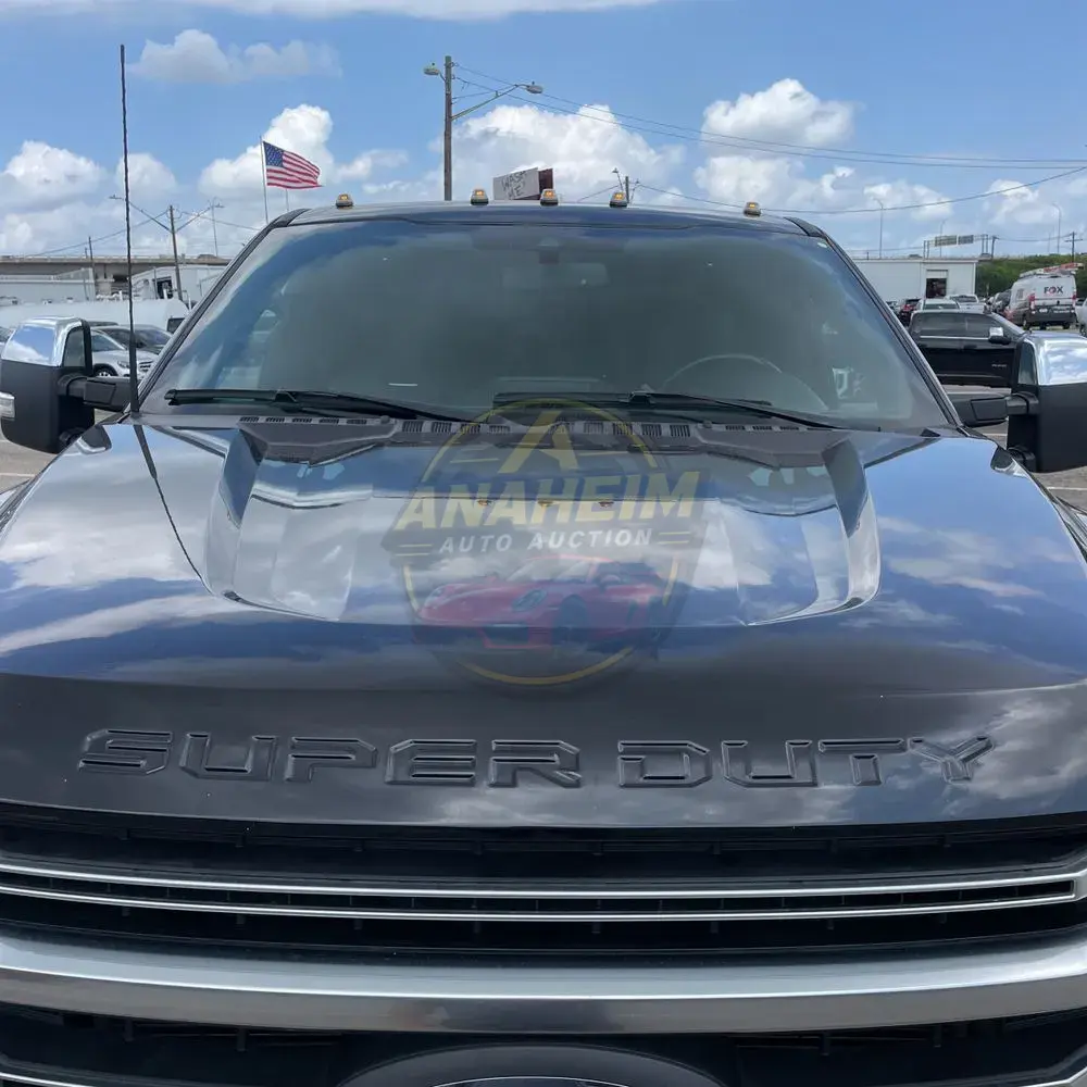 2022 Ford F-350 Super Duty Platinum