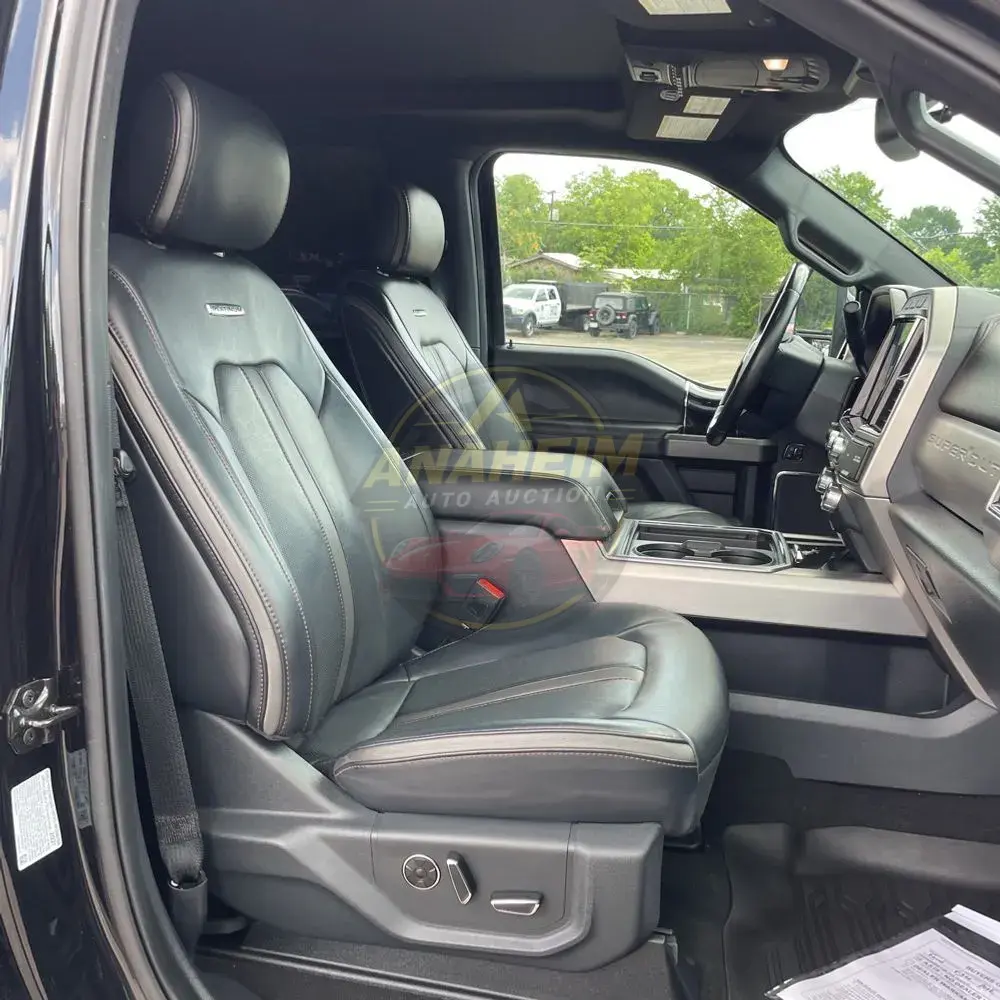 2022 Ford F-350 Super Duty Platinum
