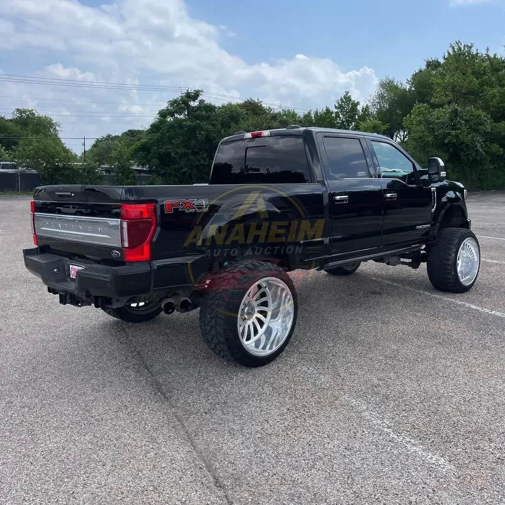 2022 Ford F-350 Super Duty Platinum