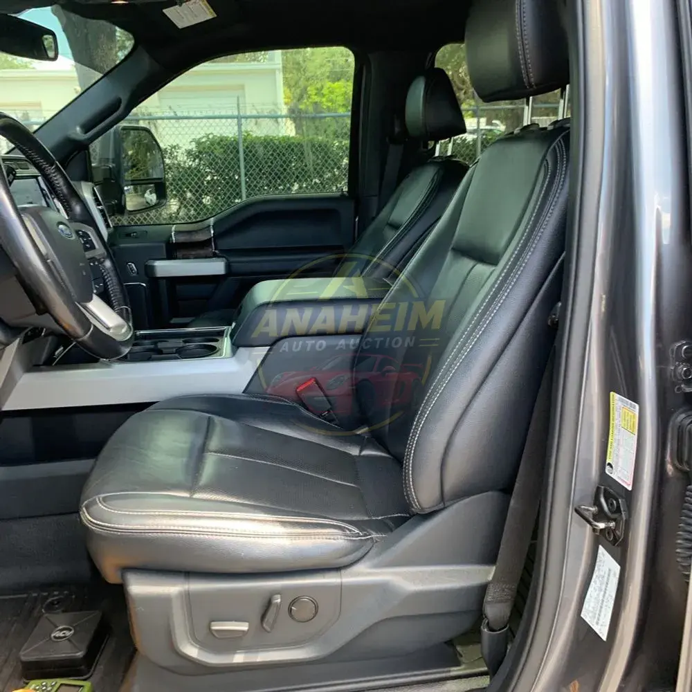 2022 Ford F-350 Super Duty Lariat