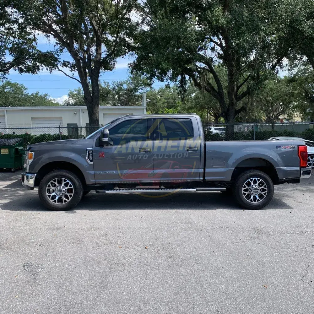 2022 Ford F-350 Super Duty Lariat