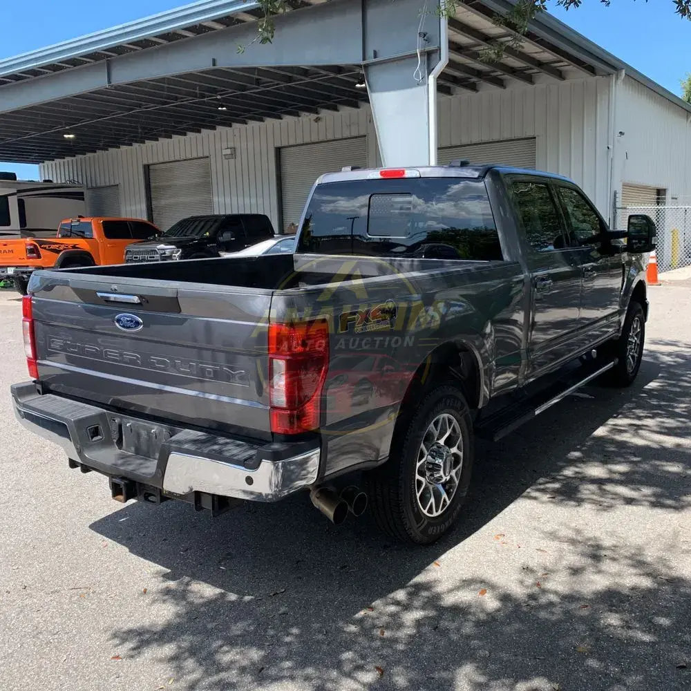 2022 Ford F-350 Super Duty Lariat