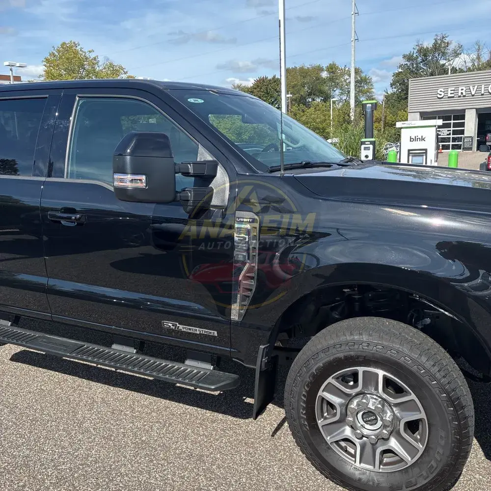 2025 Ford F350 S/D Lariat