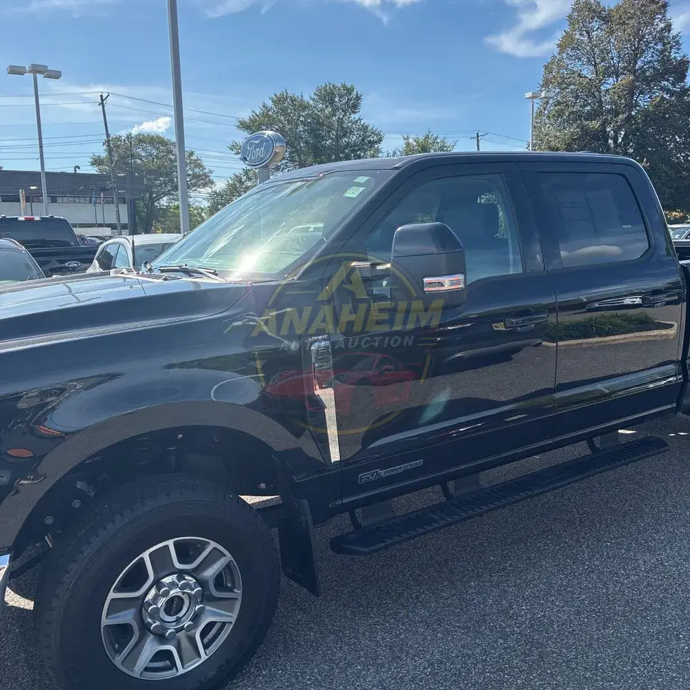 2025 Ford F350 S/D Lariat