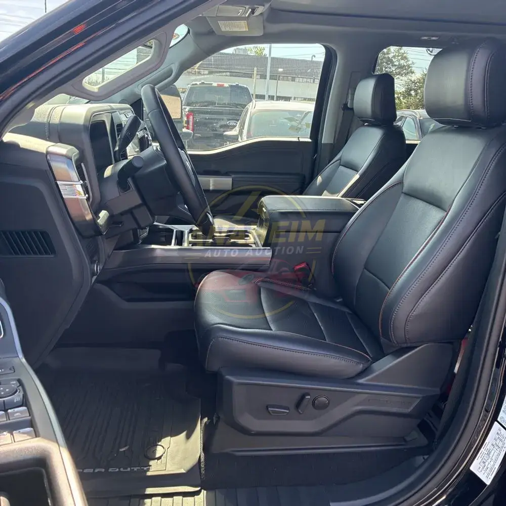 2025 Ford F350 S/D Lariat