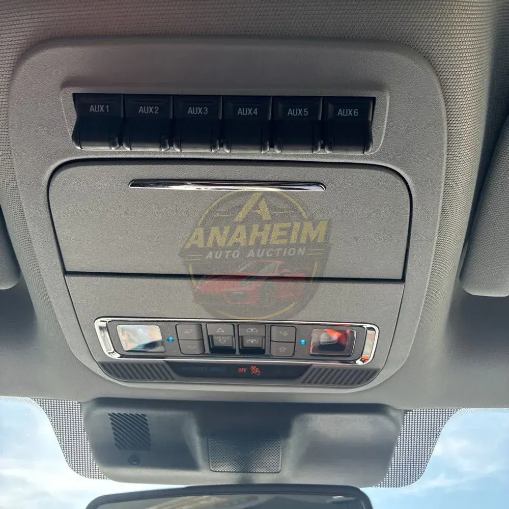 2025 Ford F350 S/D Lariat