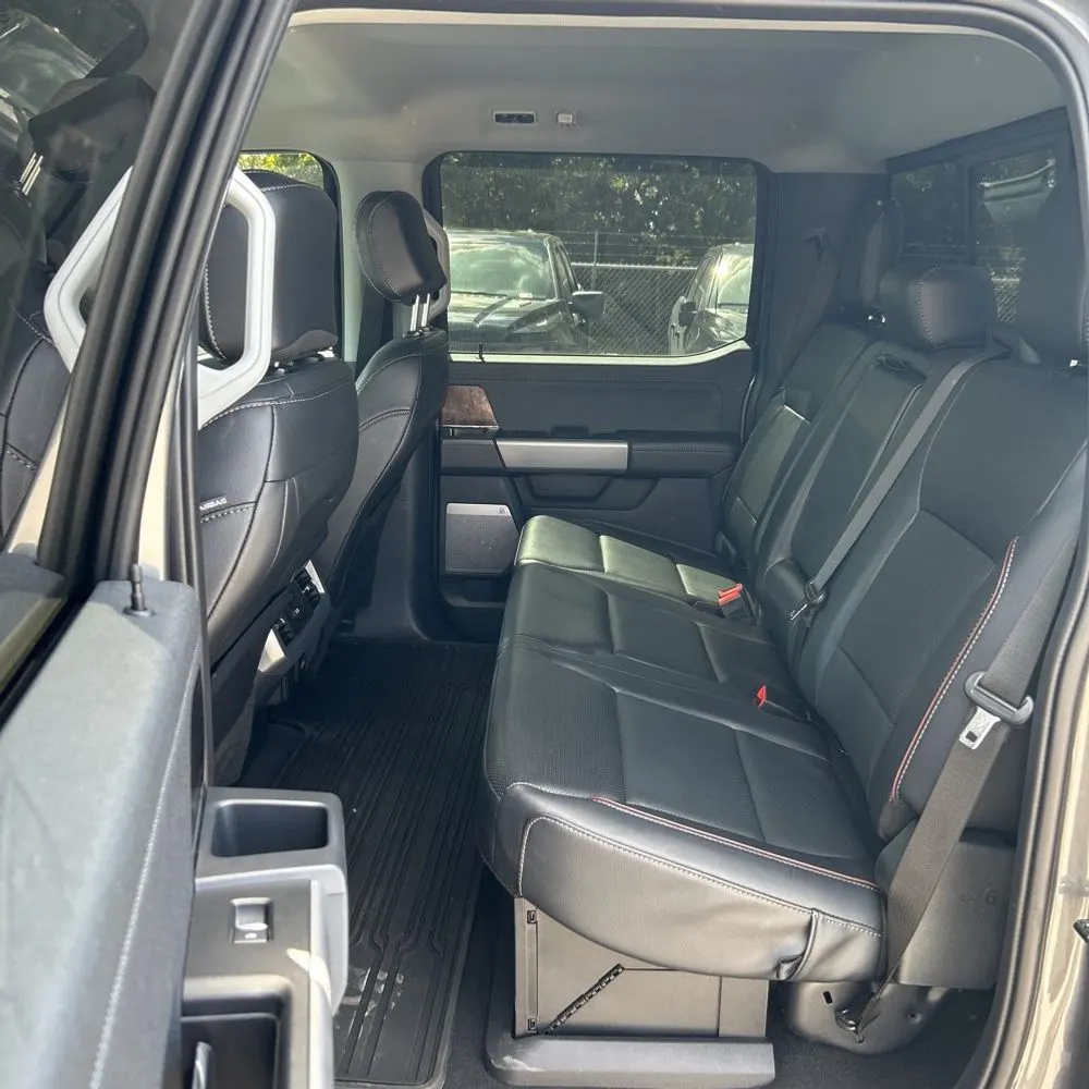 2024 Ford F350 S/D Lariat