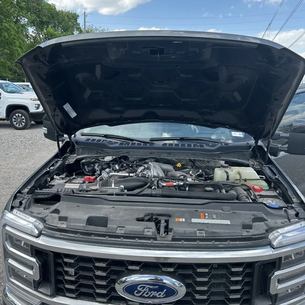 2024 Ford F350 S/D Lariat