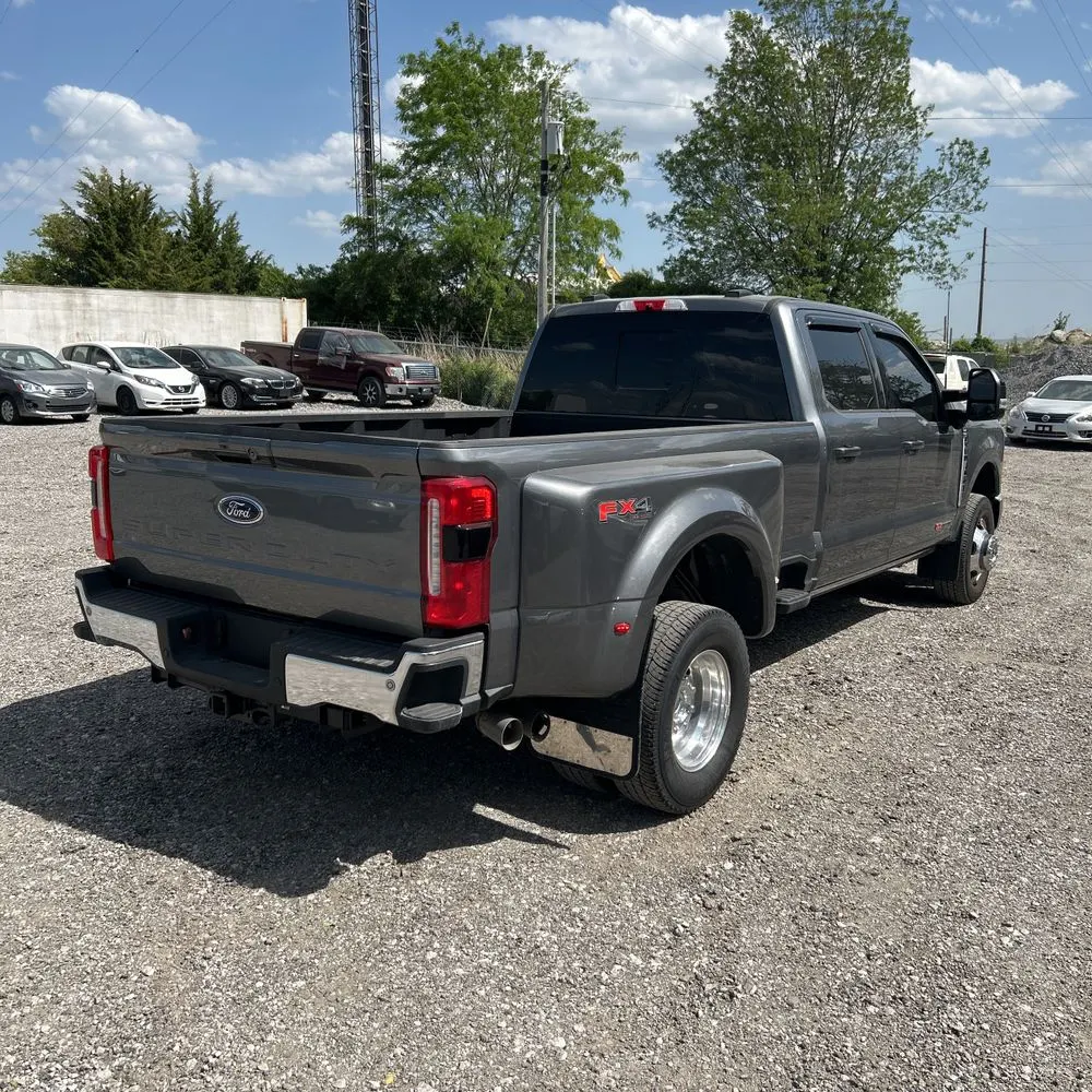 2024 Ford F350 S/D Lariat