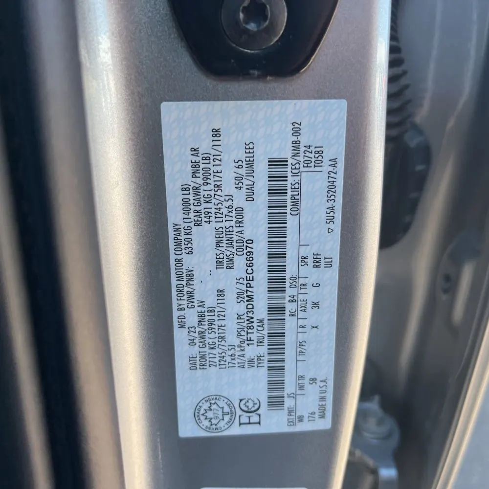 2023 Ford F350 S/D Lariat