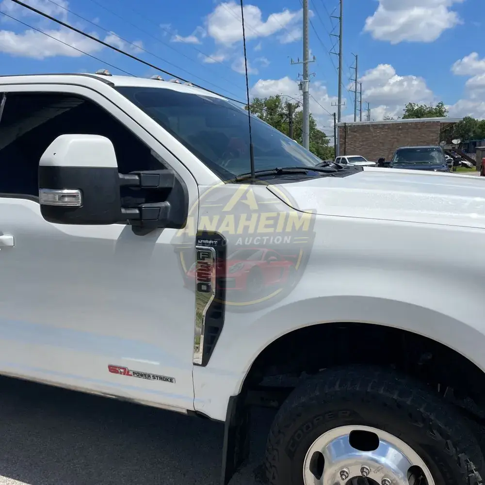 2023 Ford F-350 Super Duty Lariat