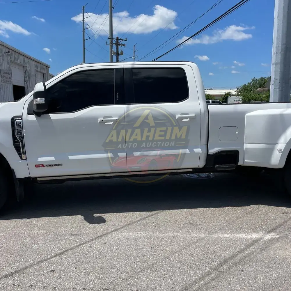 2023 Ford F-350 Super Duty Lariat