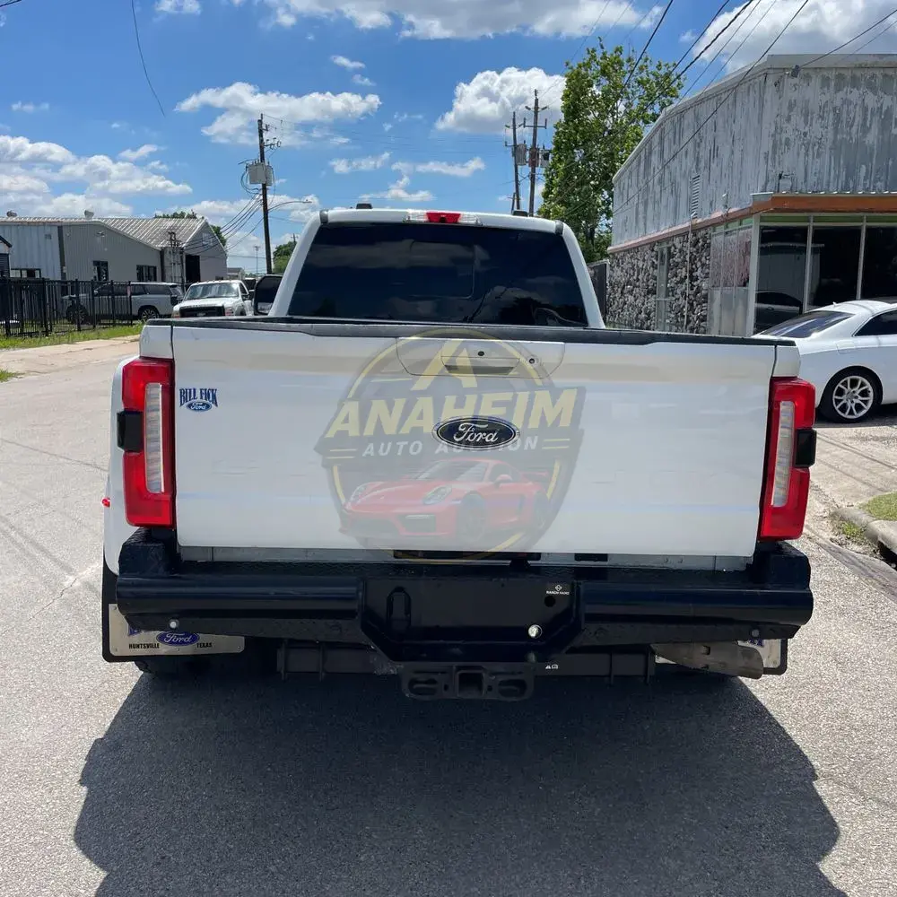 2023 Ford F-350 Super Duty Lariat