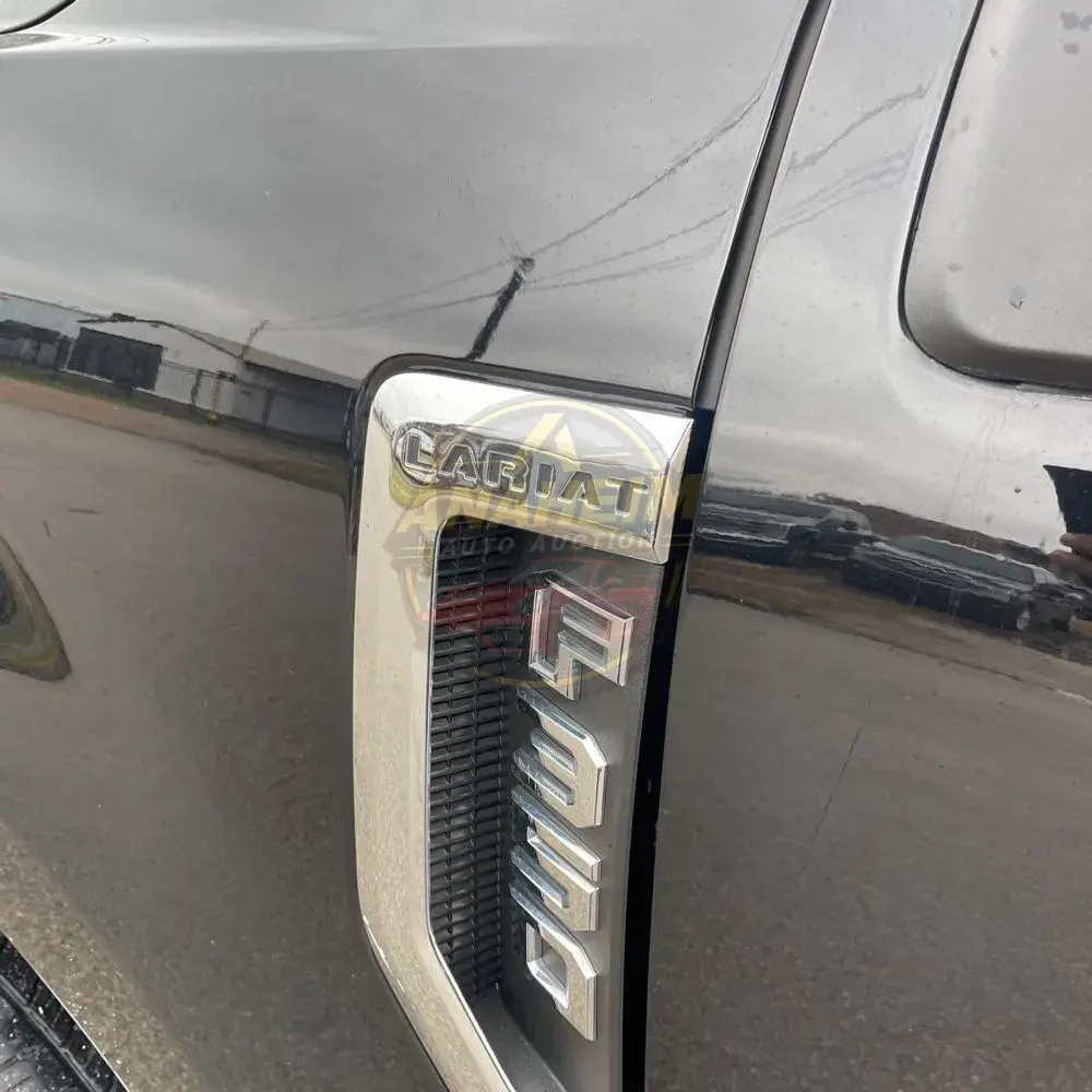 2022 Ford F-350 Super Duty Lariat