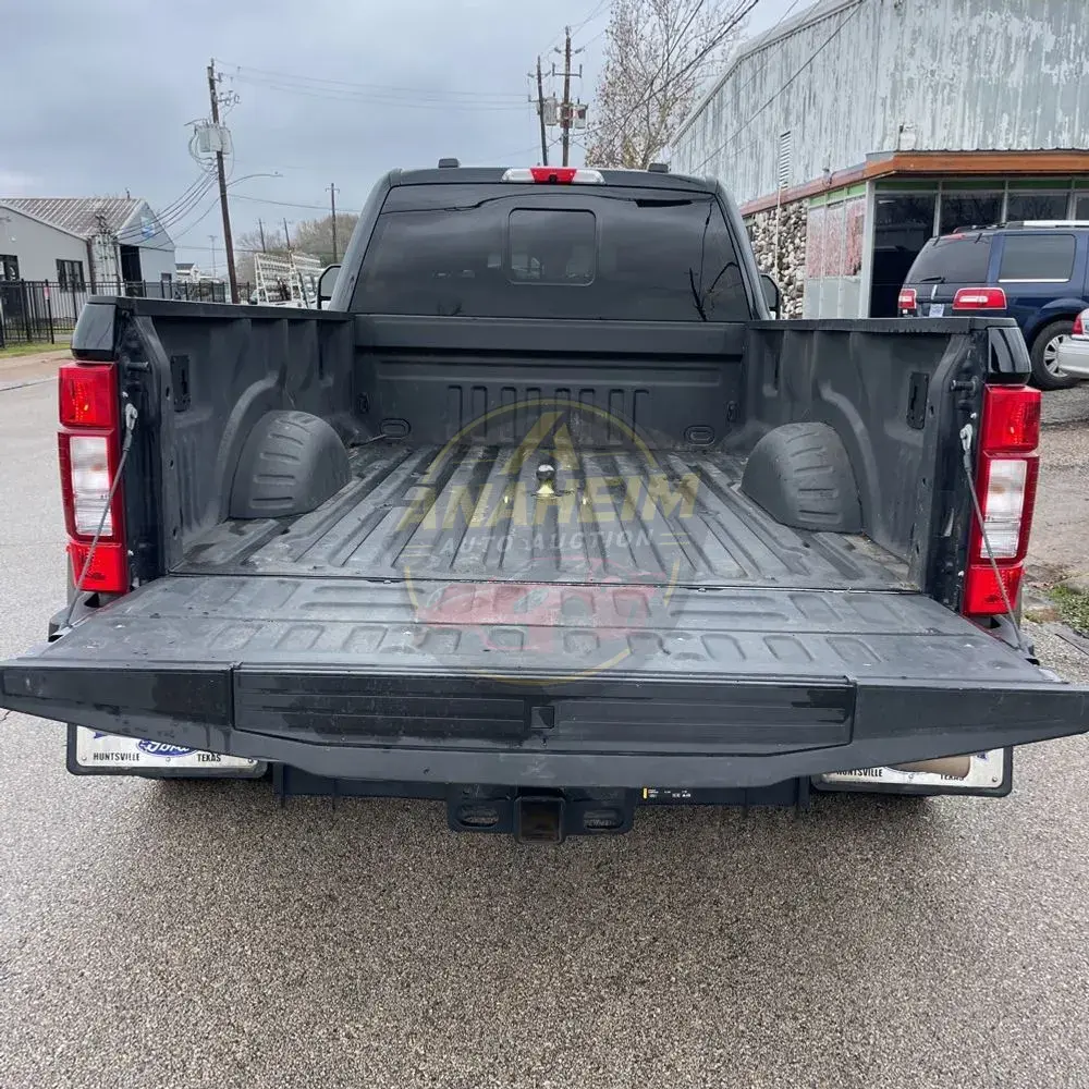 2022 Ford F-350 Super Duty Lariat