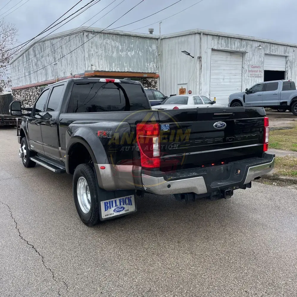 2022 Ford F-350 Super Duty Lariat