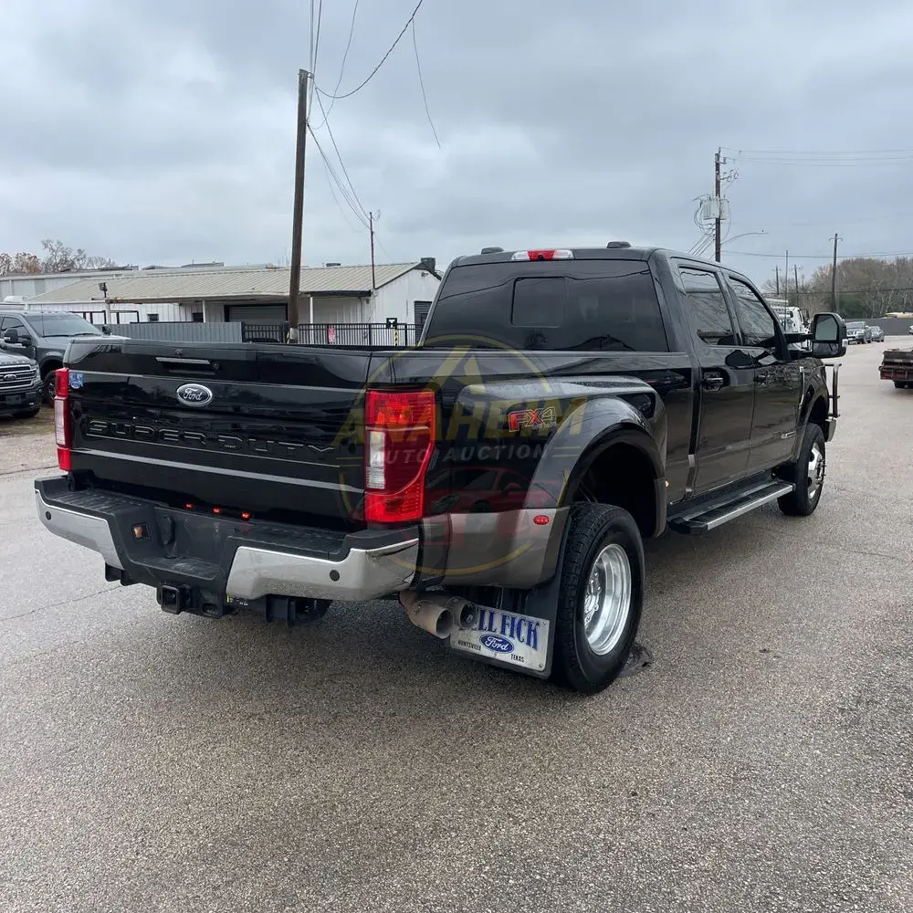 2022 Ford F-350 Super Duty Lariat