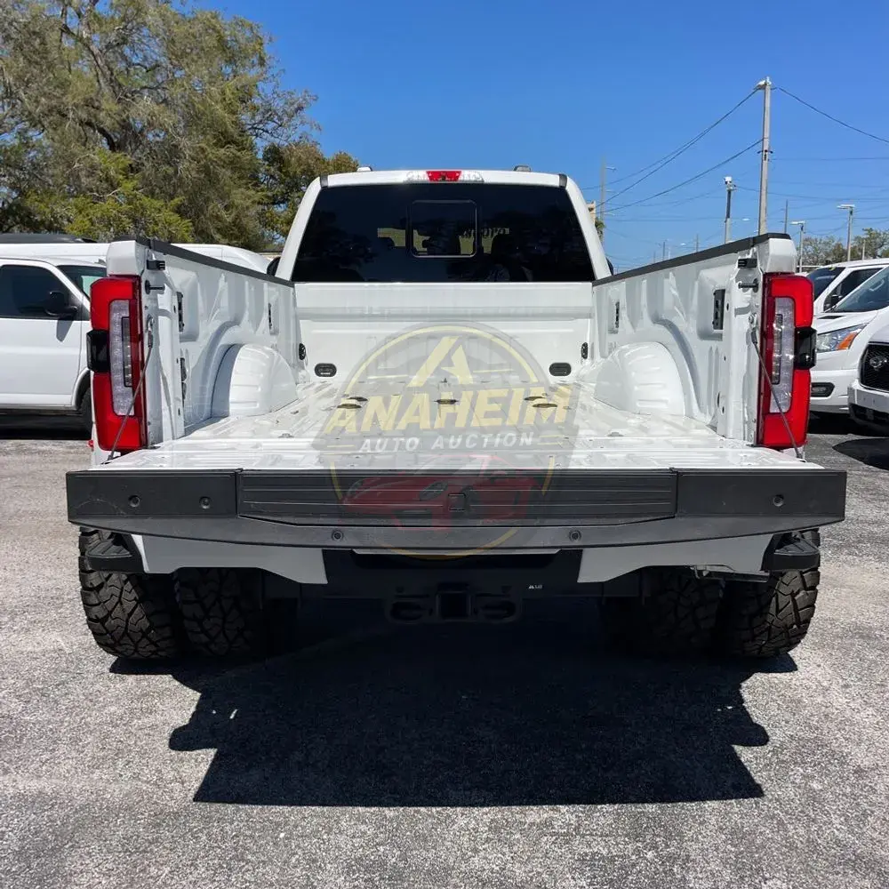 2024 Ford F350 S/D Platinum