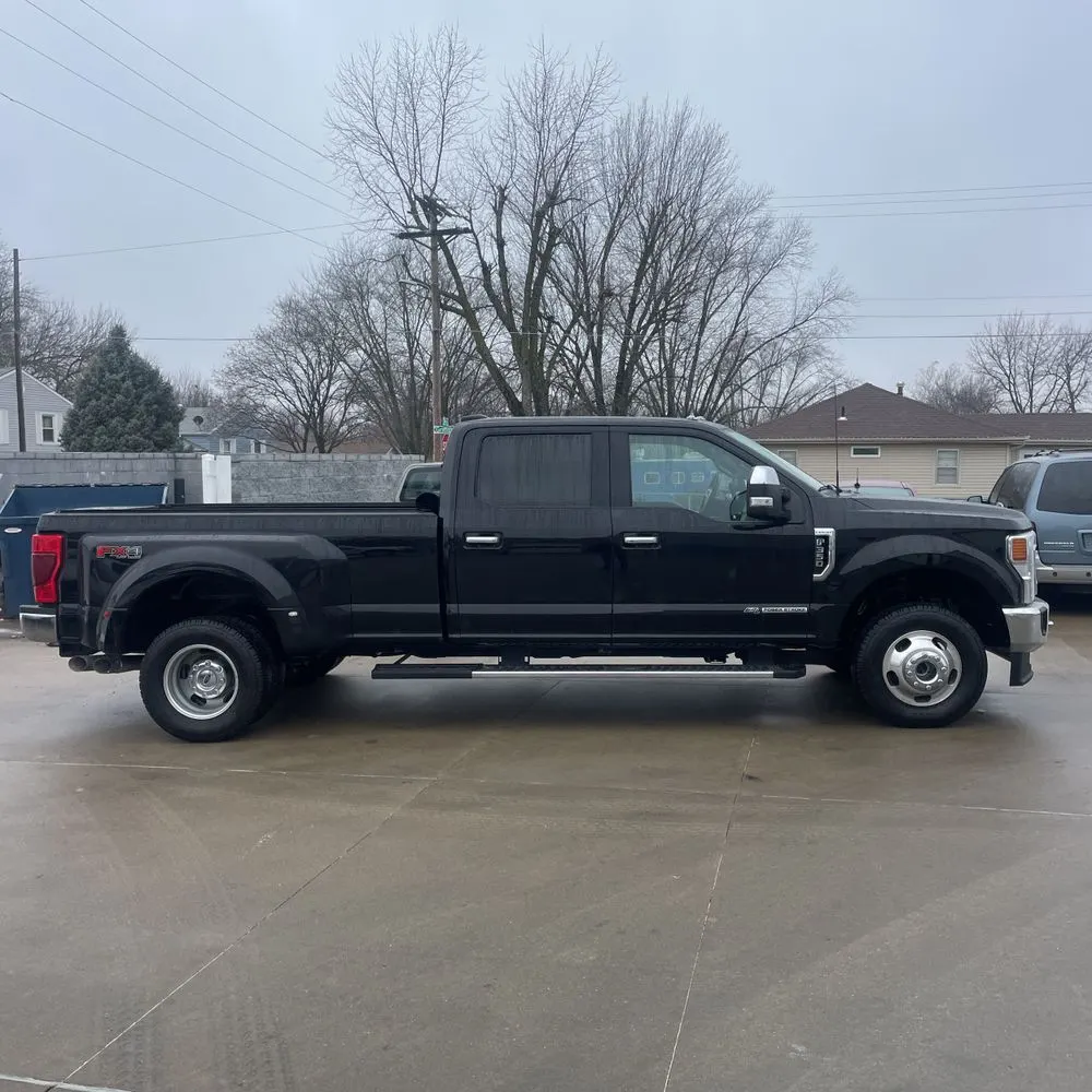 2022 Ford F-350 Super Duty Lariat