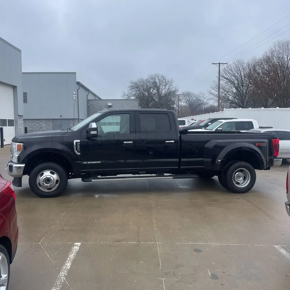 2022 Ford F-350 Super Duty Lariat