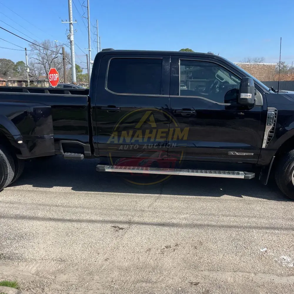 2023 Ford F-350 Super Duty Lariat