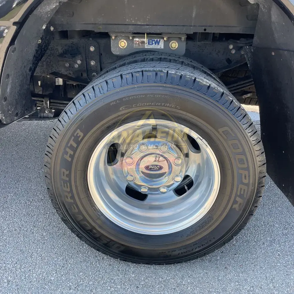 2023 Ford F-350 Super Duty Lariat