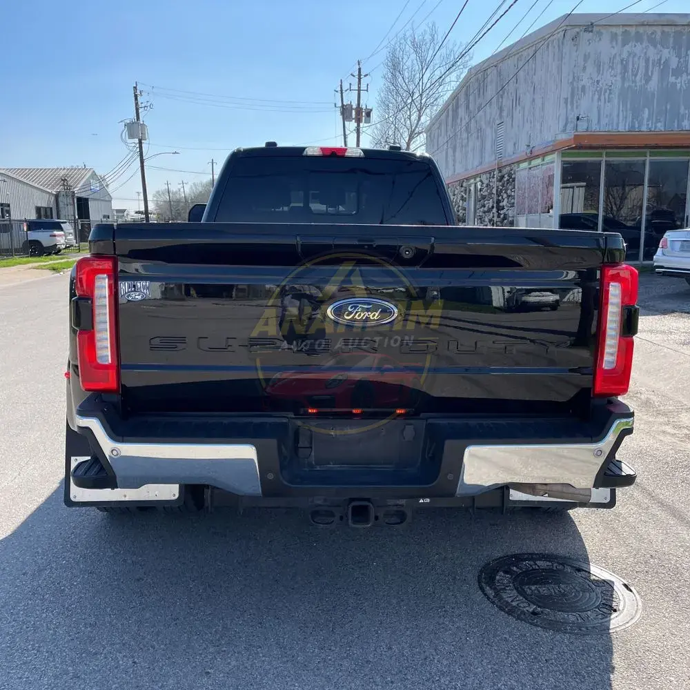 2023 Ford F-350 Super Duty Lariat
