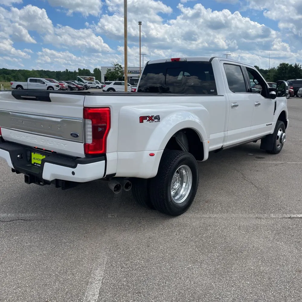 2017 Ford F350 S/D Platinum