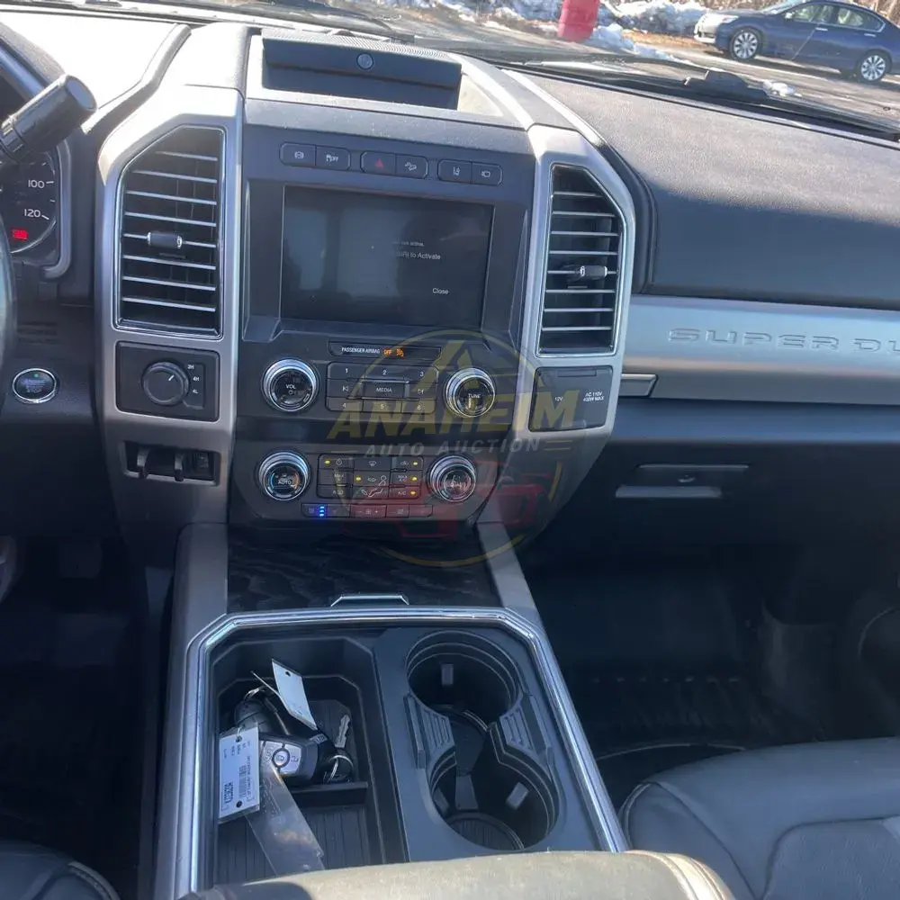 2019 Ford F350 S/D Platinum
