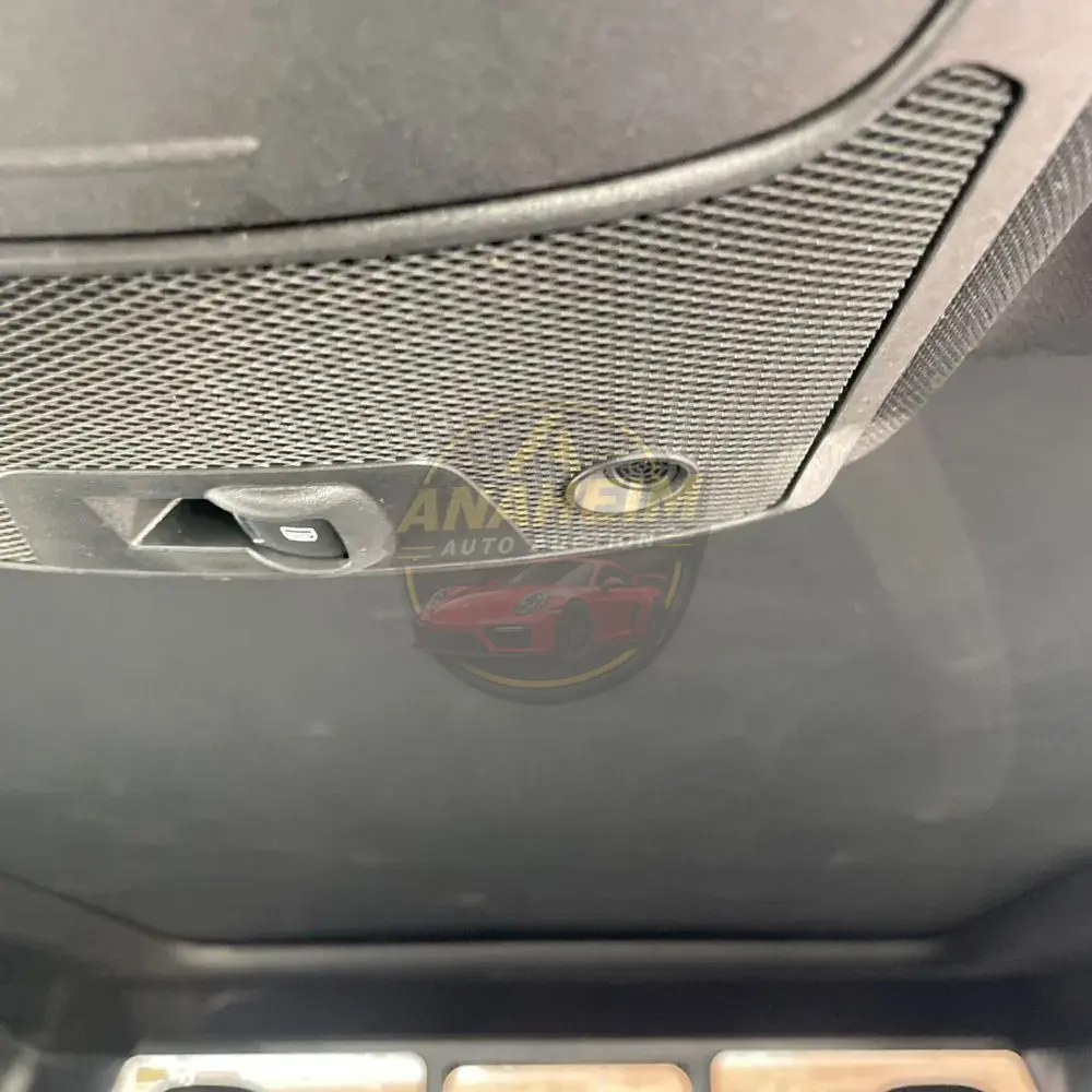 2019 Ford F350 S/D Platinum