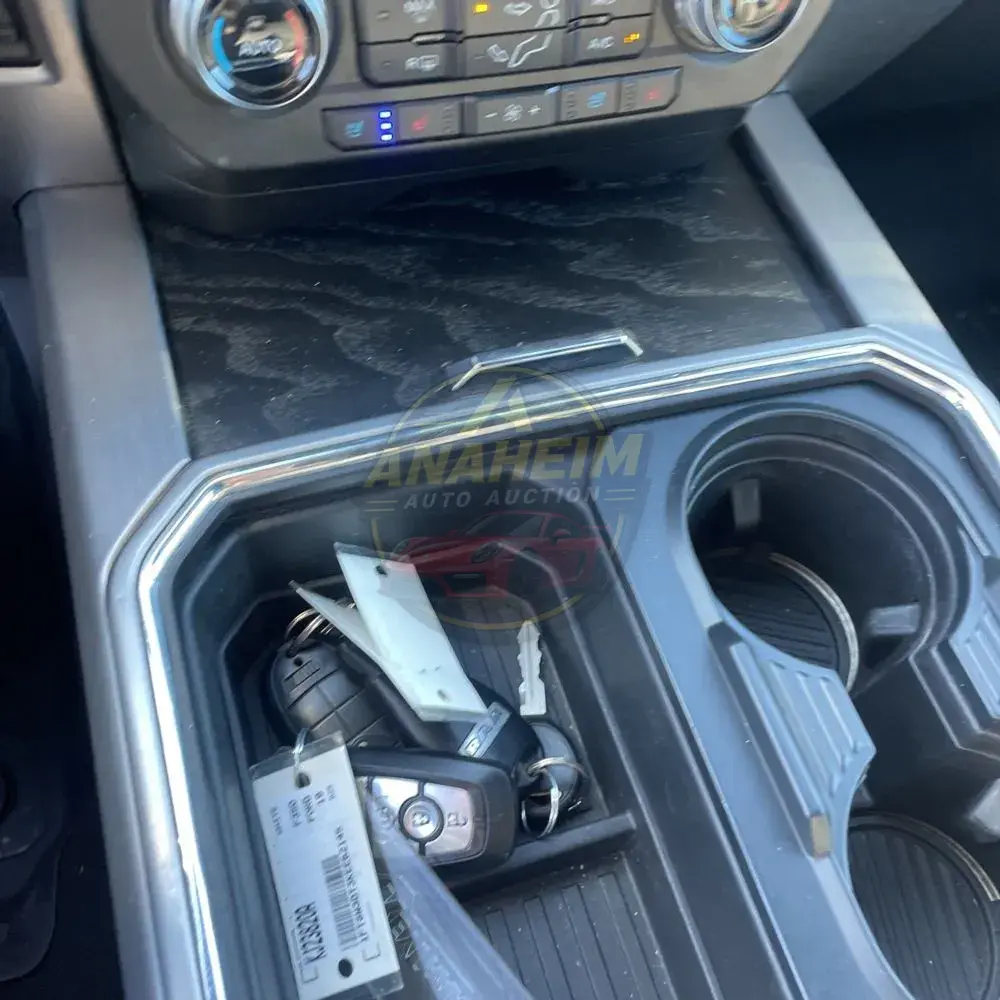 2019 Ford F350 S/D Platinum