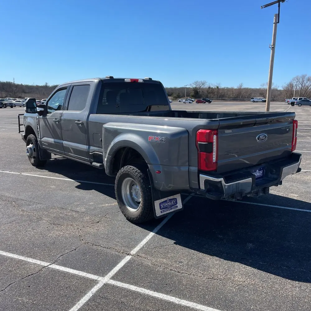 2023 Ford F-350 Super Duty Lariat