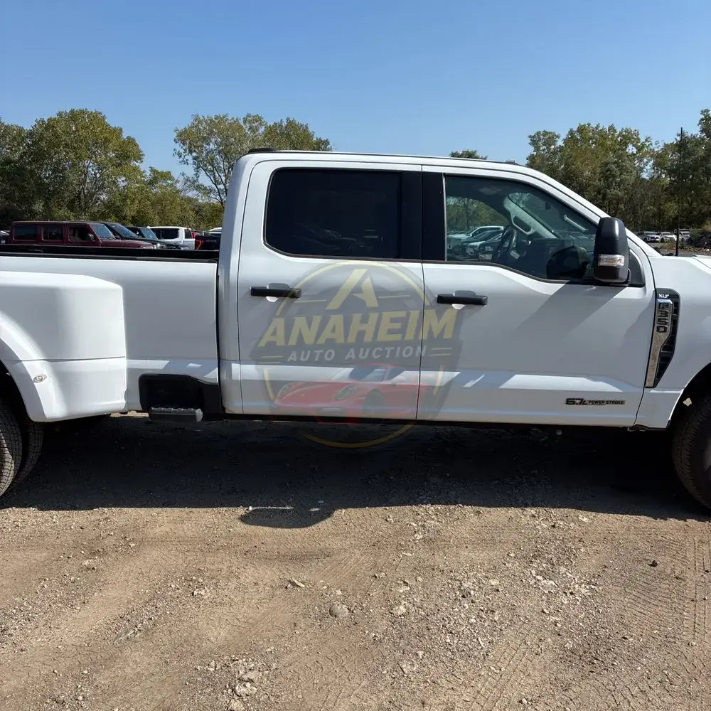 2023 Ford F350 S/D XLT