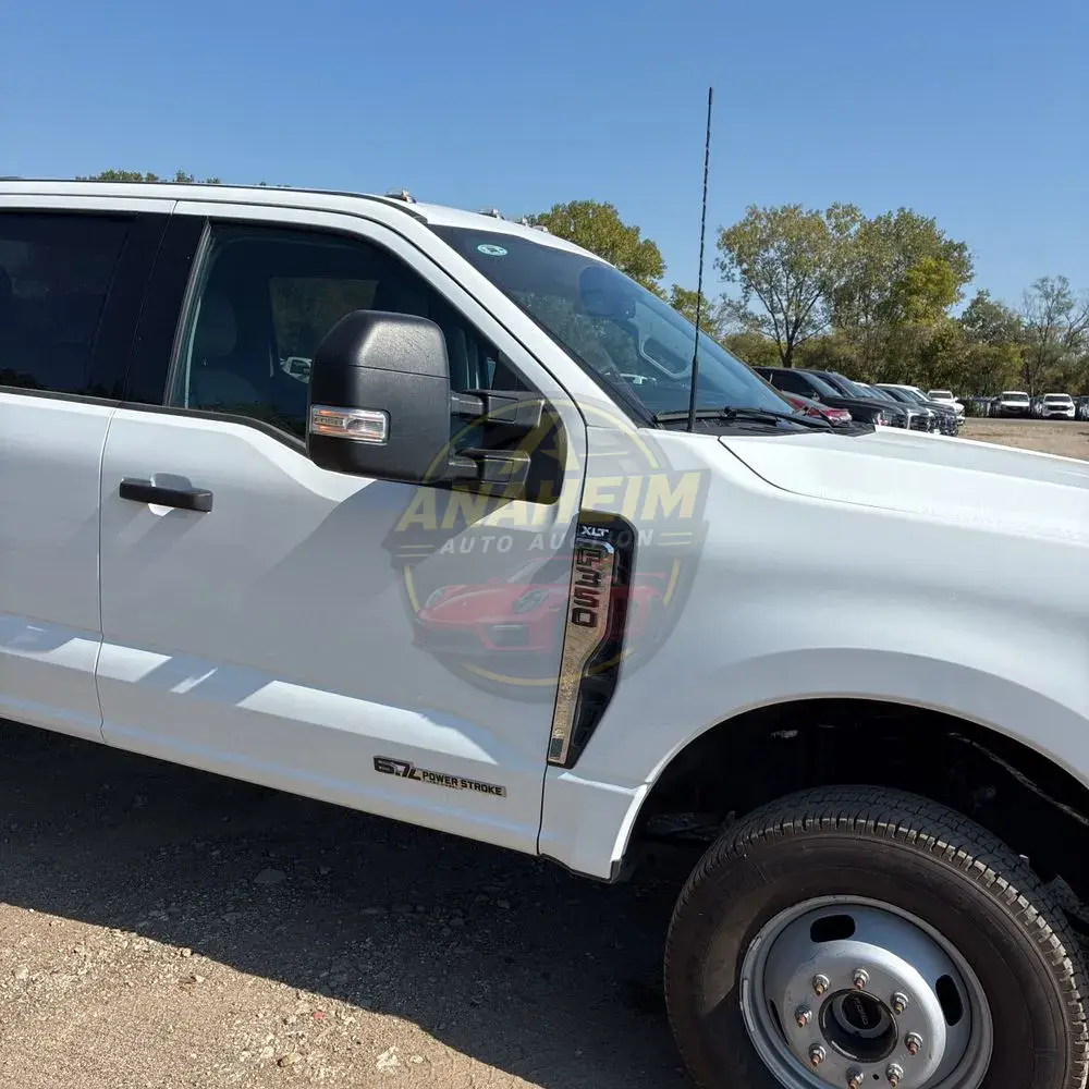 2023 Ford F350 S/D XLT