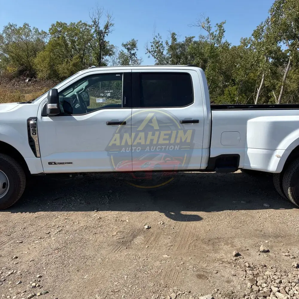 2023 Ford F350 S/D XLT