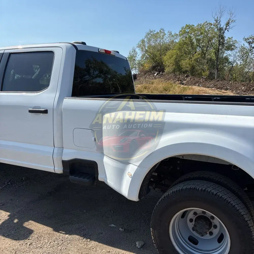 2023 Ford F350 S/D XLT