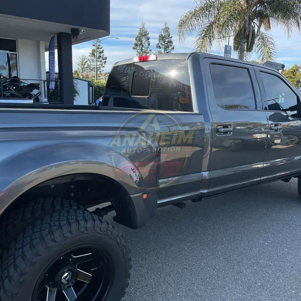 2019 Ford F-350 Super Duty Lariat