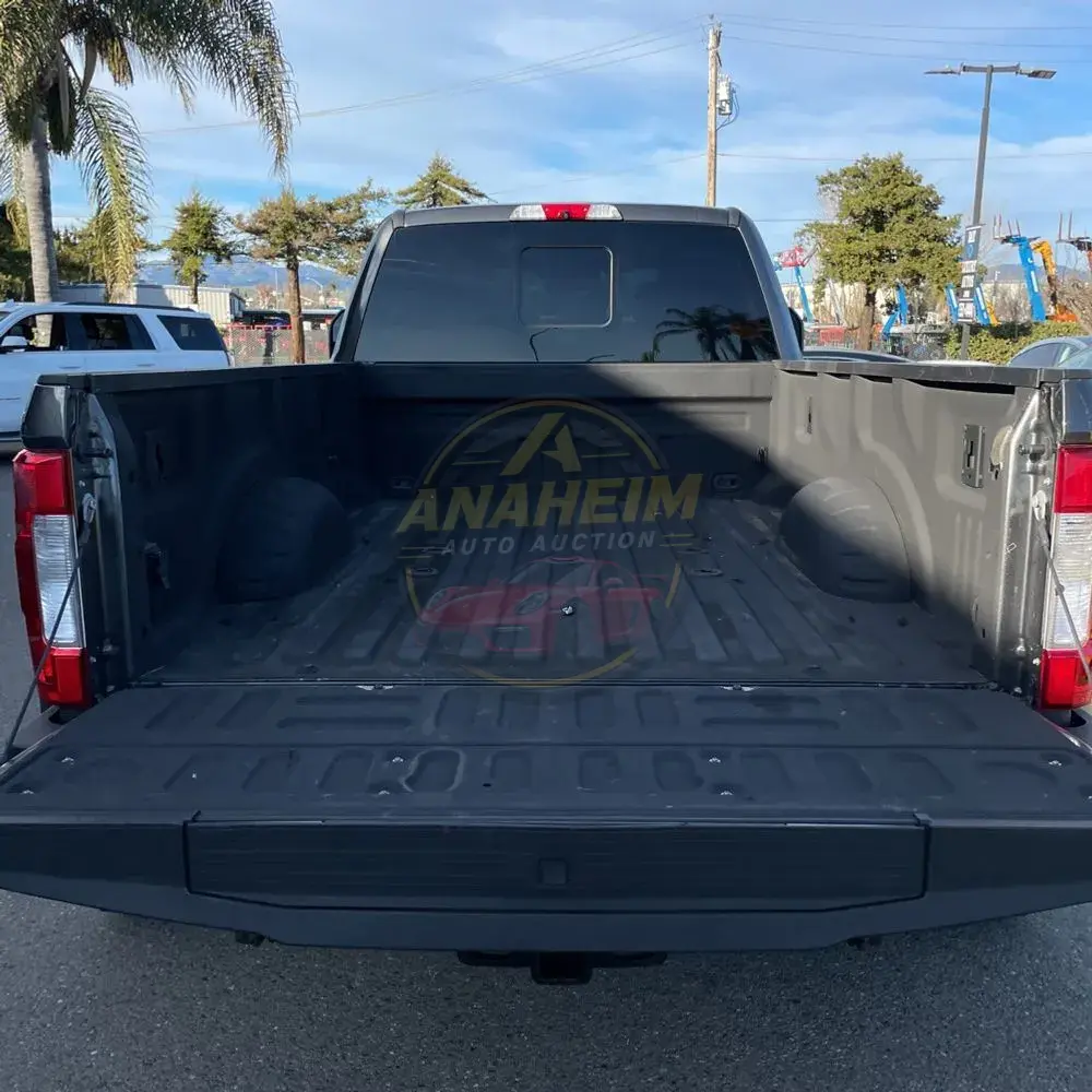 2019 Ford F-350 Super Duty Lariat