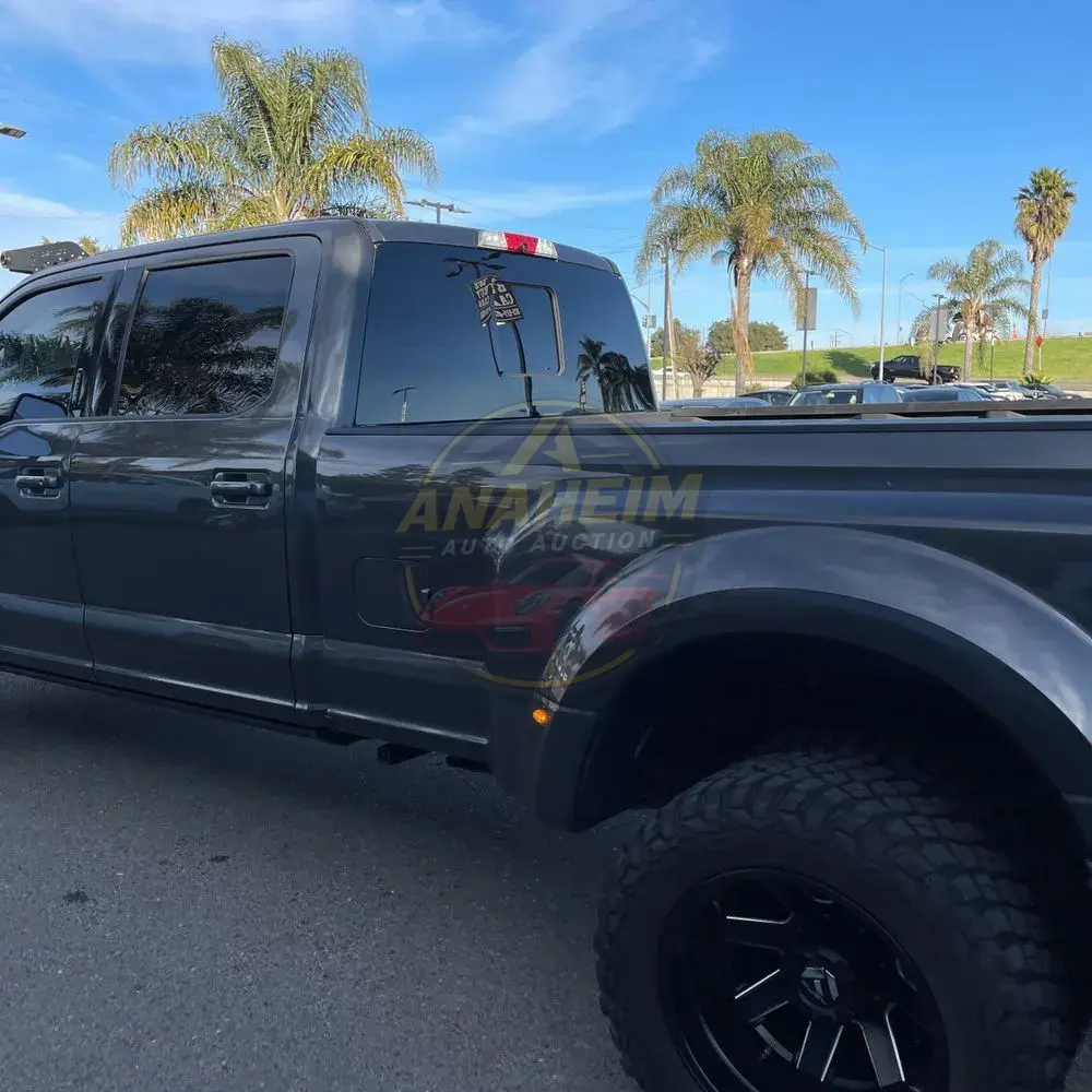 2019 Ford F-350 Super Duty Lariat