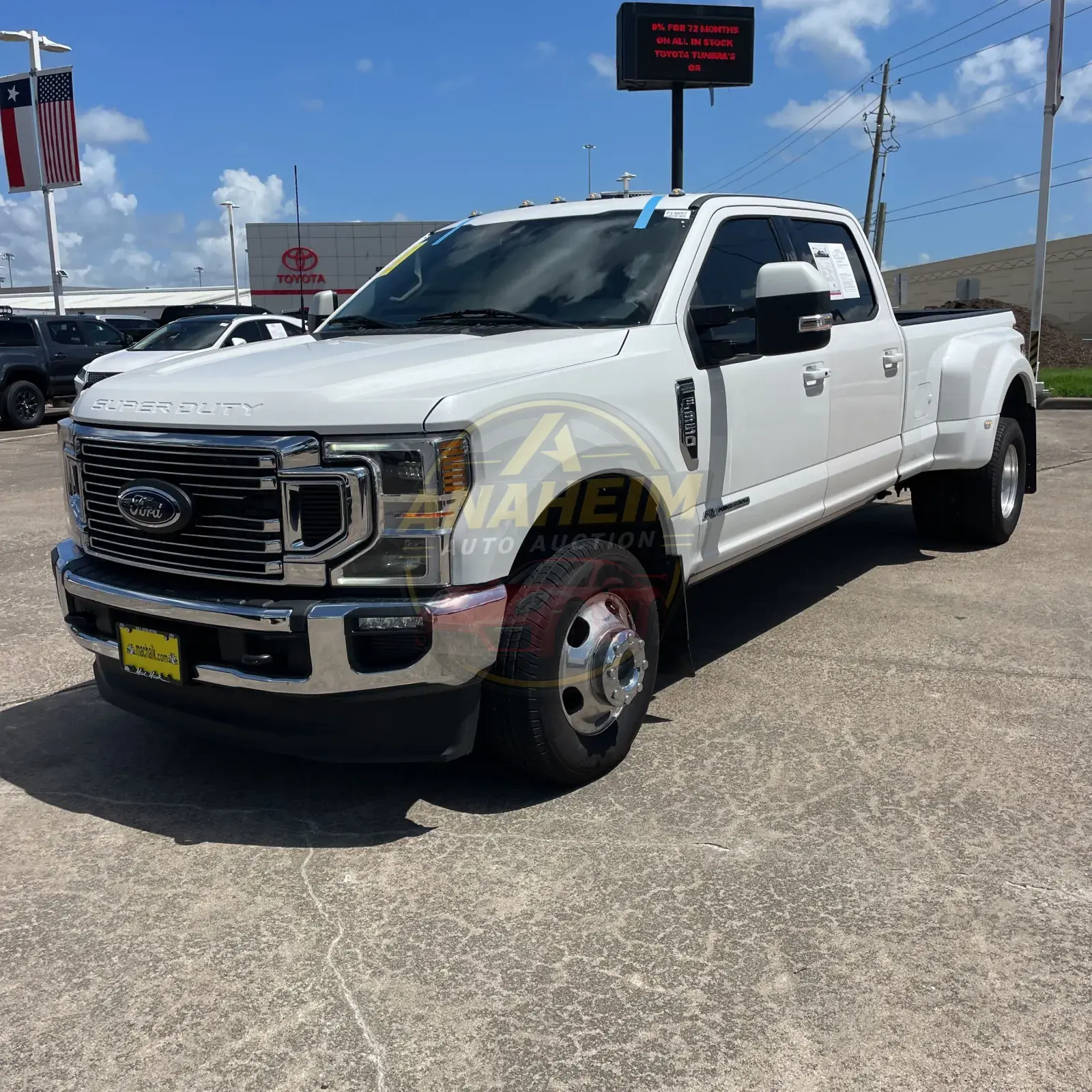 2021 Ford F-350 Super Duty Lariat